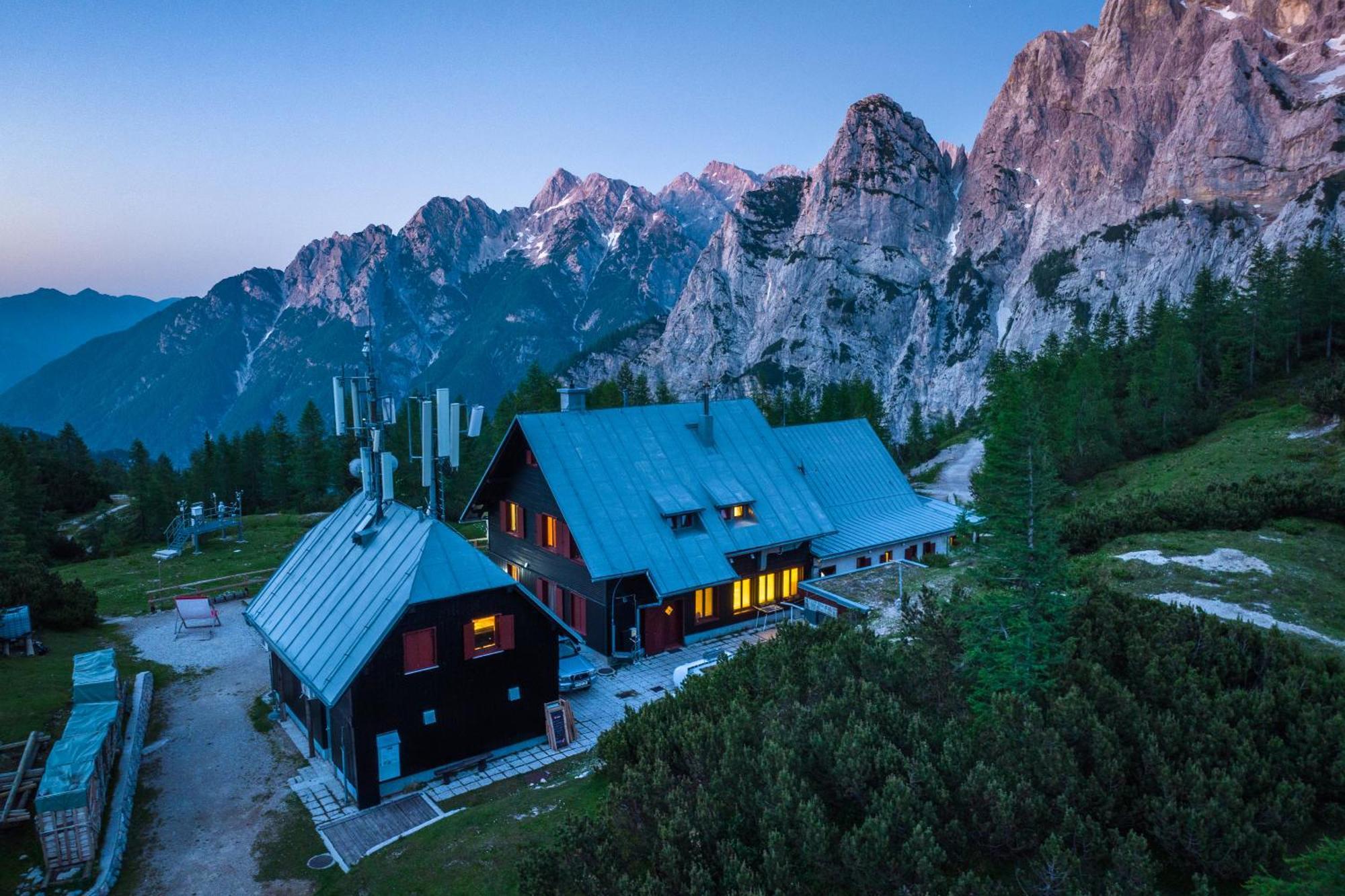 Postarski Dom On Vrsic Kranjska Gora Exterior photo