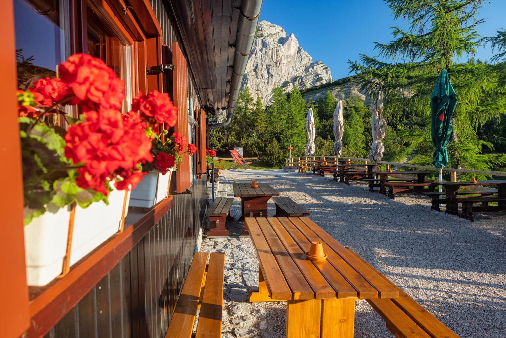 Postarski Dom On Vrsic Kranjska Gora Exterior photo